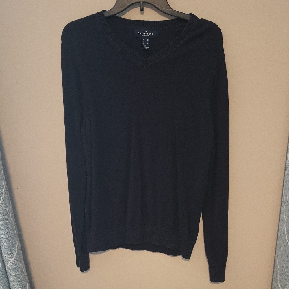 The Outfitters Men's V-Neck Sweater